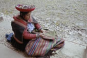 Cusco, traditional textiles weaving